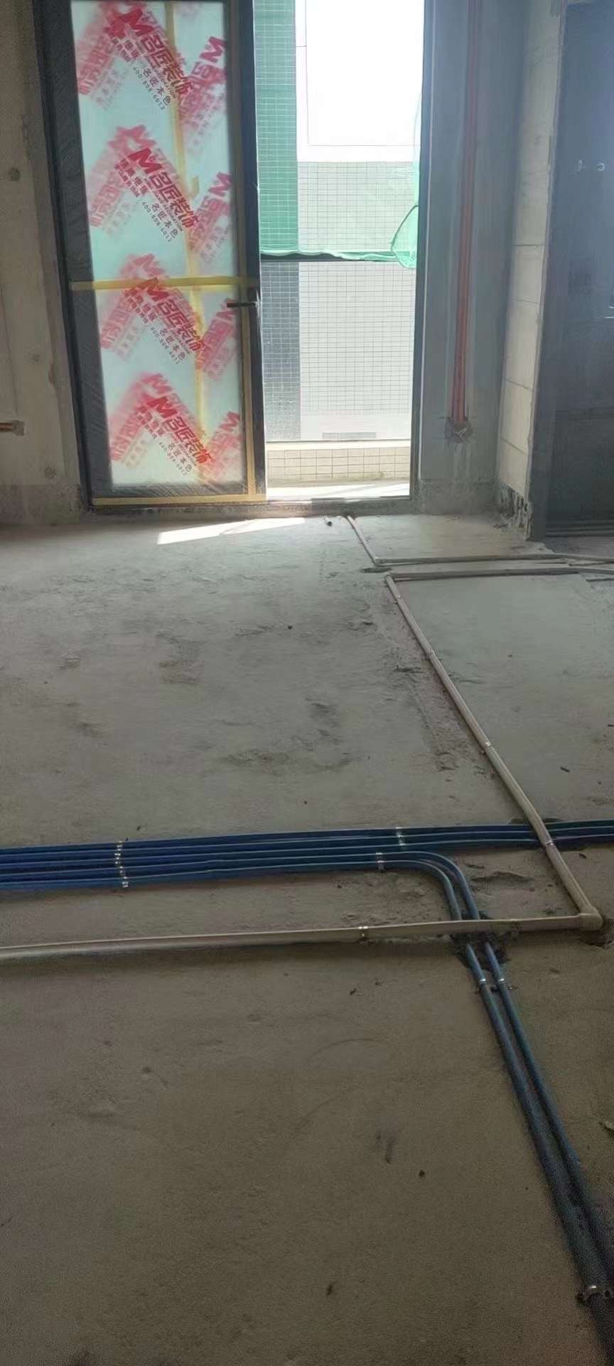 陽臺(tái)布管